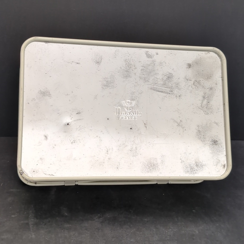 VGT,Massilly France Rectangular Off-white Lidded Tin with Cat Illustrations. - Picture 9 of 13